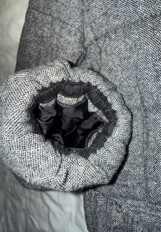 Chaqueta H&M gris con cinturón