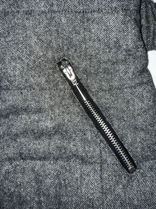 Chaqueta H&M gris con cinturón