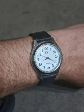 Reloj SK Cuarzo Negro/Plateado