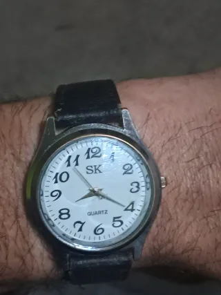 Reloj SK Cuarzo Negro/Plateado