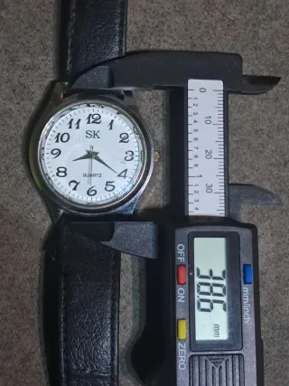 Reloj SK Cuarzo Negro/Plateado