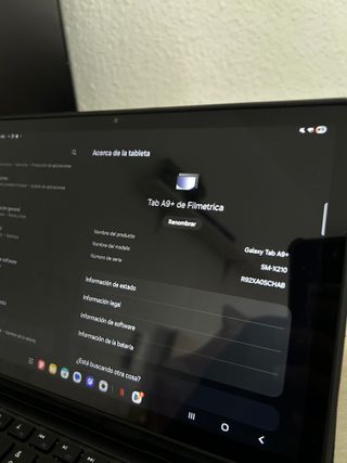 Tablet Samsung A9+ Negra con Teclado