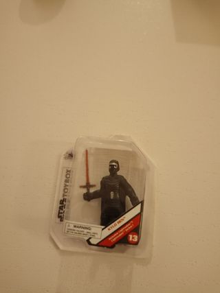 Lote de Colección Mini Brands Star Wars y Juegos