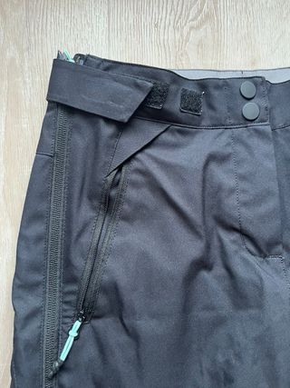 Pantalón esquí de fondo negro