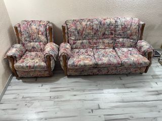 Divano e poltrona retrò vintage