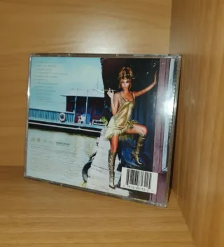 Lote 3 discos (2 Shakira + 1 Beyoncé)