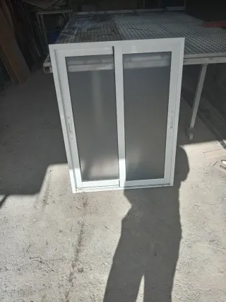 Ventana corredera aluminio 82.5x109