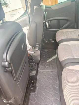 Peugeot e-Partner 2009