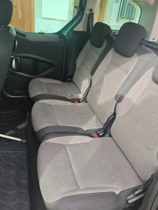 Peugeot e-Partner 2009