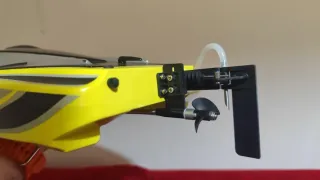 Lancha RC Atomic Professional Racing Boat