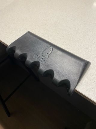 Soporte para tacos de billar Qclaw