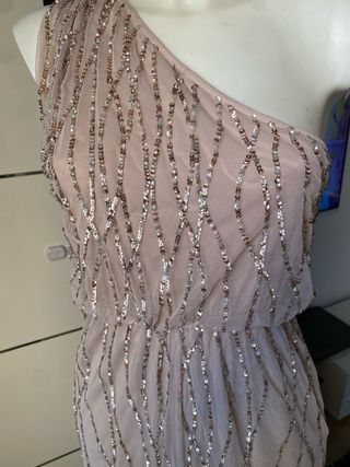 Abito lungo con paillettes