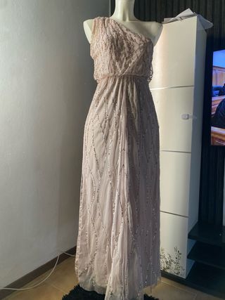 Abito lungo con paillettes