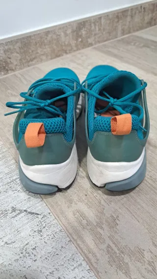 Nike Air Presto Naranja y Turquesa