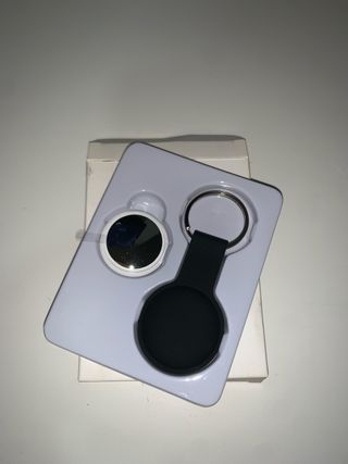 Localizador GPS con funda y llavero