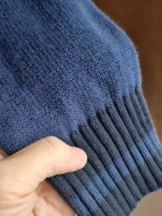 Jersey de punto azul marino