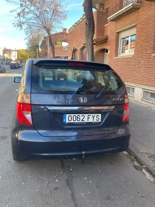 Honda FR-V 2008