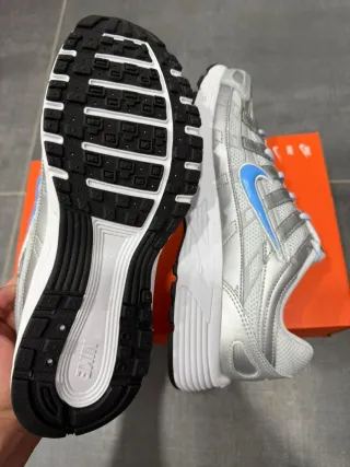 Nike P-6000 Argento Blu
