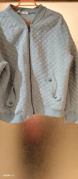 Cazadora acolchada Mango gris