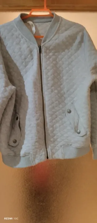 Cazadora acolchada Mango gris