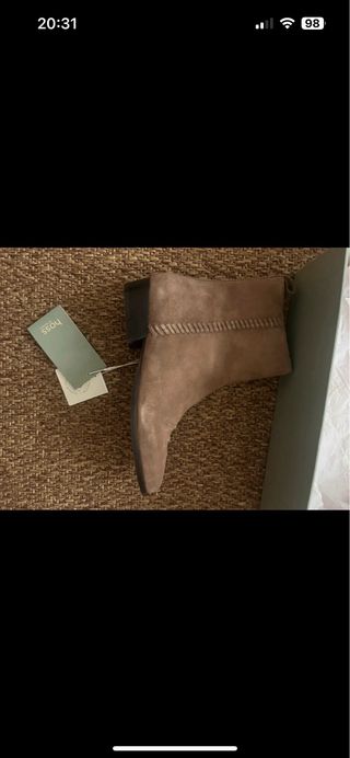 Botines ante beige Hoss Intropia sin usar