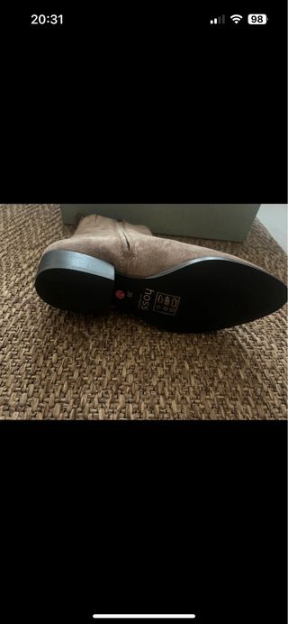 Botines ante beige Hoss Intropia sin usar