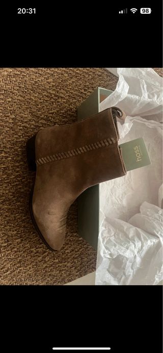 Botines ante beige Hoss Intropia sin usar