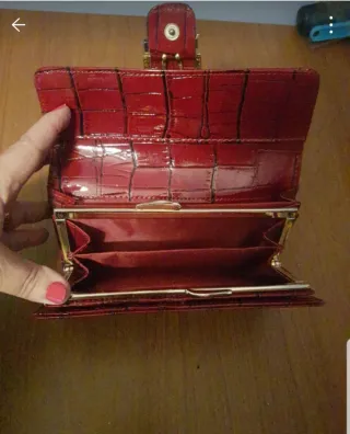 Cartera Roja