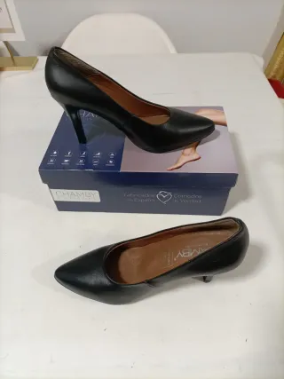 Zapatos de tacón negros Chamby