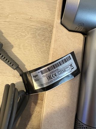 Dyson Supersonic nuovo mai usato