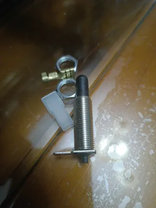 3 Pulsadores Capó / Puerta Corredera