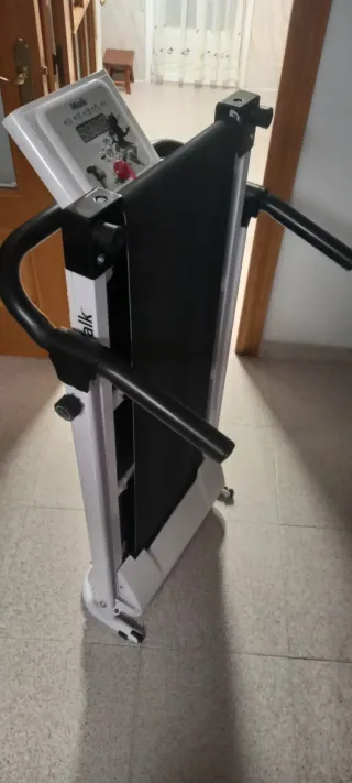 Cinta de correr blanca