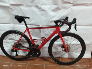 Bicicleta Carretera Aurum Magma Roja