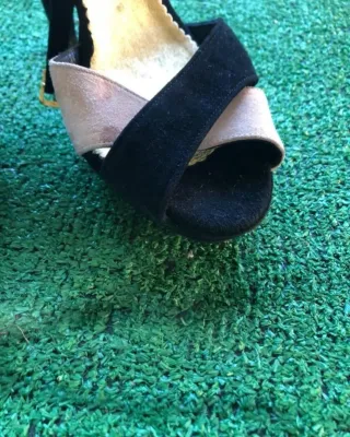 Tacchi eleganti in velluto n. 39