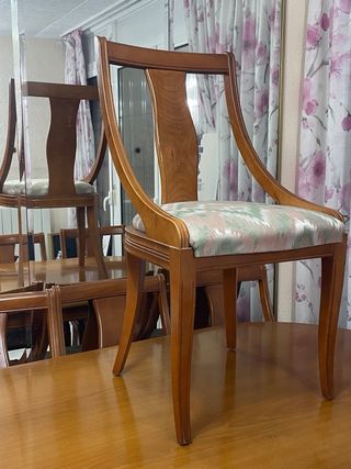 Mesa de comedor y 6 sillas madera retro vilntage