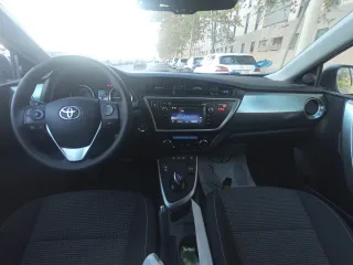 Toyota Auris 2014