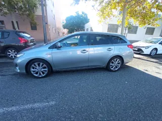 Toyota Auris 2014
