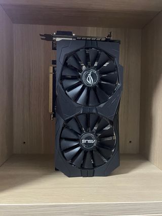 Tarjeta Gráfica Asus ROG RX 570 OC 8GB