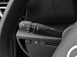 Citroën C4 Hybrid 136 e-DCS6 Plus