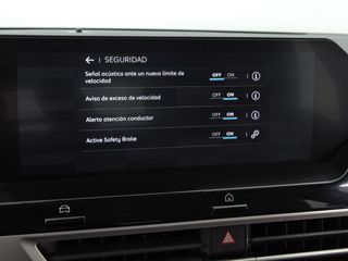 Citroën C4 Hybrid 136 e-DCS6 Plus