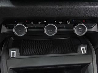 Citroën C4 Hybrid 136 e-DCS6 Plus