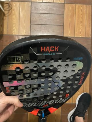 Pala Bullpadel HACK Proline