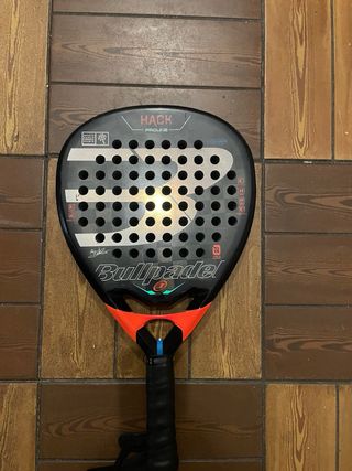 Pala Bullpadel HACK Proline