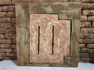 Obra de arte abstracta ceramista texturizada