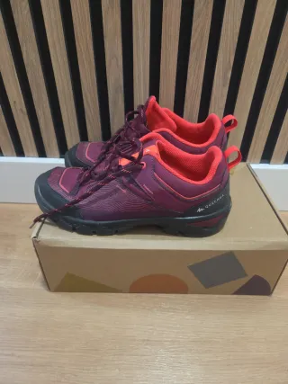 Zapatos de montaña Quechua Talla 38