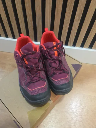 Zapatos de montaña Quechua Talla 38