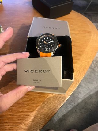 Reloj Viceroy Negro y Naranja