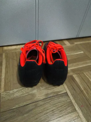 Botas de fútbol Adidas Predator número 29