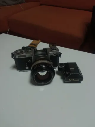 Cámara Nikon Clásica