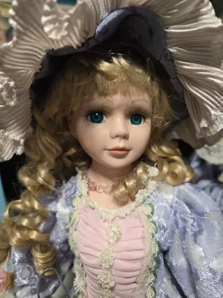 Bambole di porcellana vintage